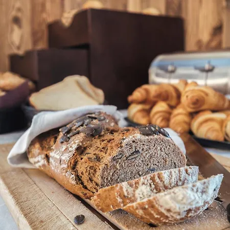 Almmonte Praeclarum - Casual Boutique 호텔 바그라인