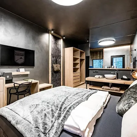 Hotel Almmonte Praeclarum Suites - Hideaway Hotel Wagrain