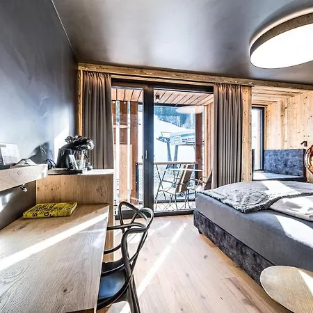 Almmonte Praeclarum Design Hotel 5*