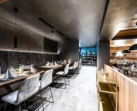 Almmonte Praeclarum - Casual Boutique 호텔 바그라인