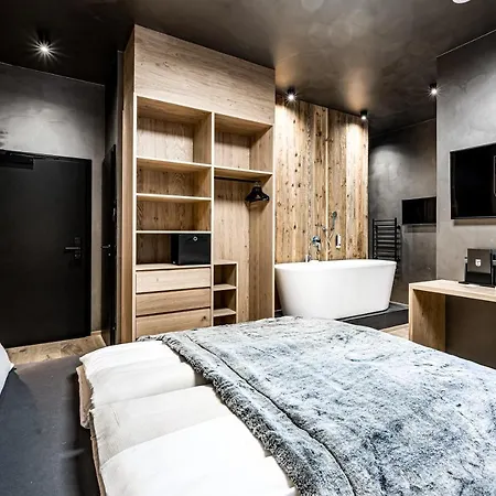Hotel Almmonte Praeclarum Design 5*