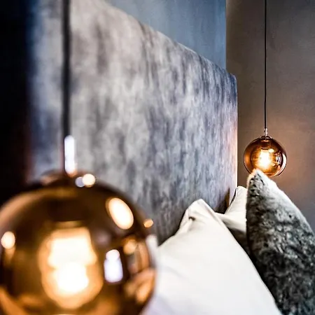 ホテル Almmonte Praeclarum Suites - Hideaway Hotel ヴァークライン