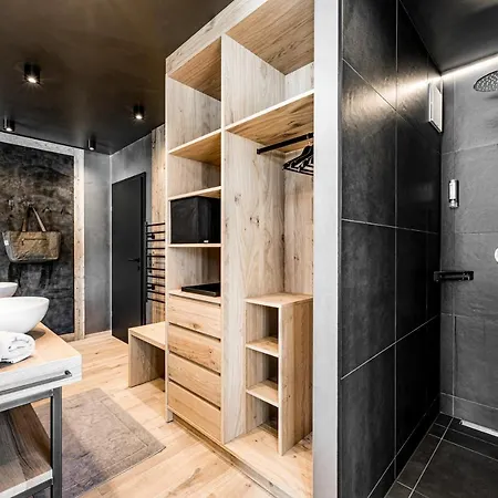 Almmonte Praeclarum - Casual Boutique 5* 바그라인