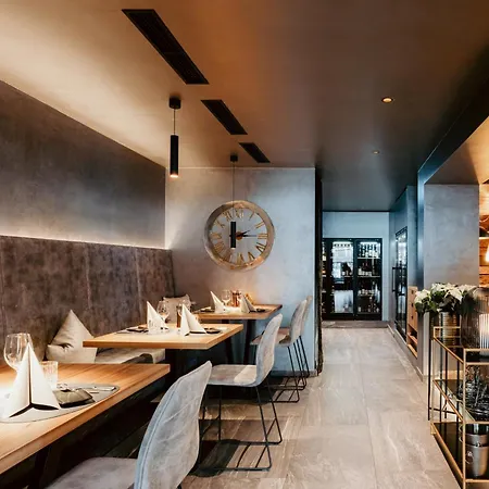Almmonte Praeclarum Design Hotel