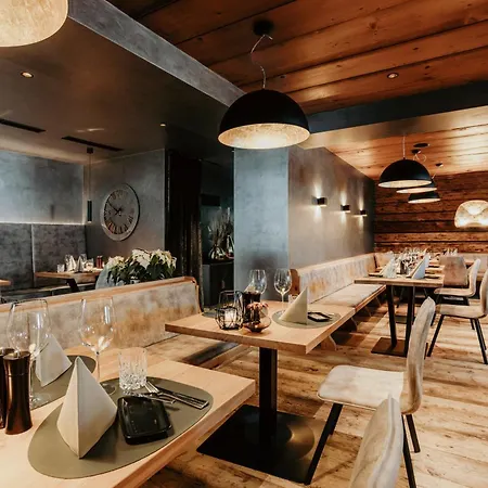 Hotel Almmonte Praeclarum Design 5*