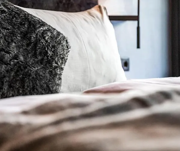 Almmonte Praeclarum - Casual Boutique Wagrain